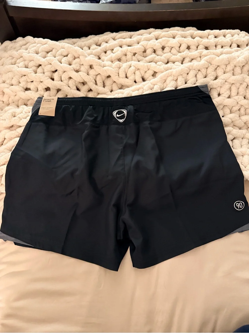 Nike men’s black